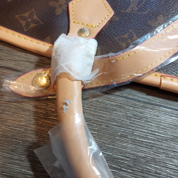 Louis Vuitton Monogram Cowhide Leather Garment Bag W/ Cover Hanger Paris France - Picture 3 of 15